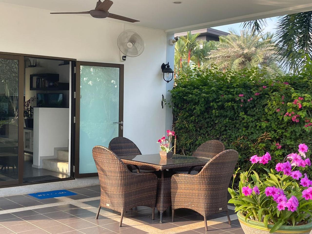Seabreeze Villa Rayong Extérieur photo