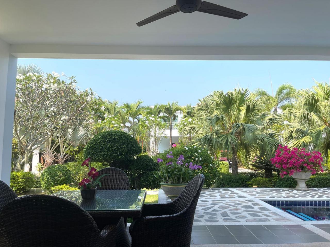 Seabreeze Villa Rayong Extérieur photo